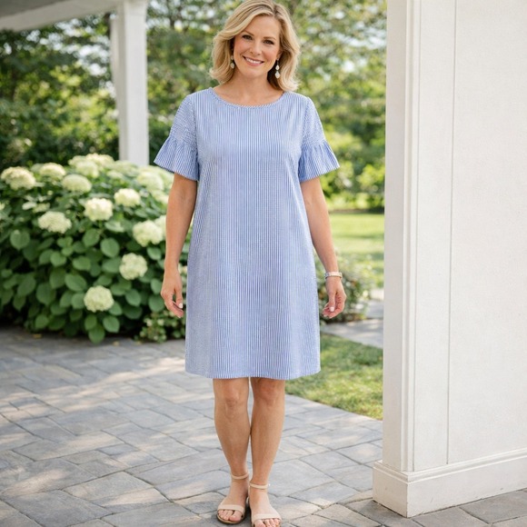 Talbots Dresses & Skirts - Talbots Womens XL Blue White Seersucker Short Sleeve Shift Dress NWT Knee Length